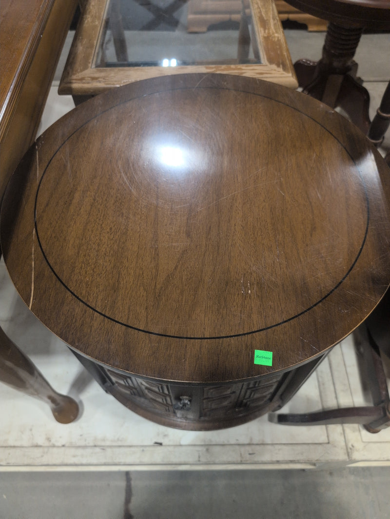 Wooden Circular Side Table with Large Storage Compartment