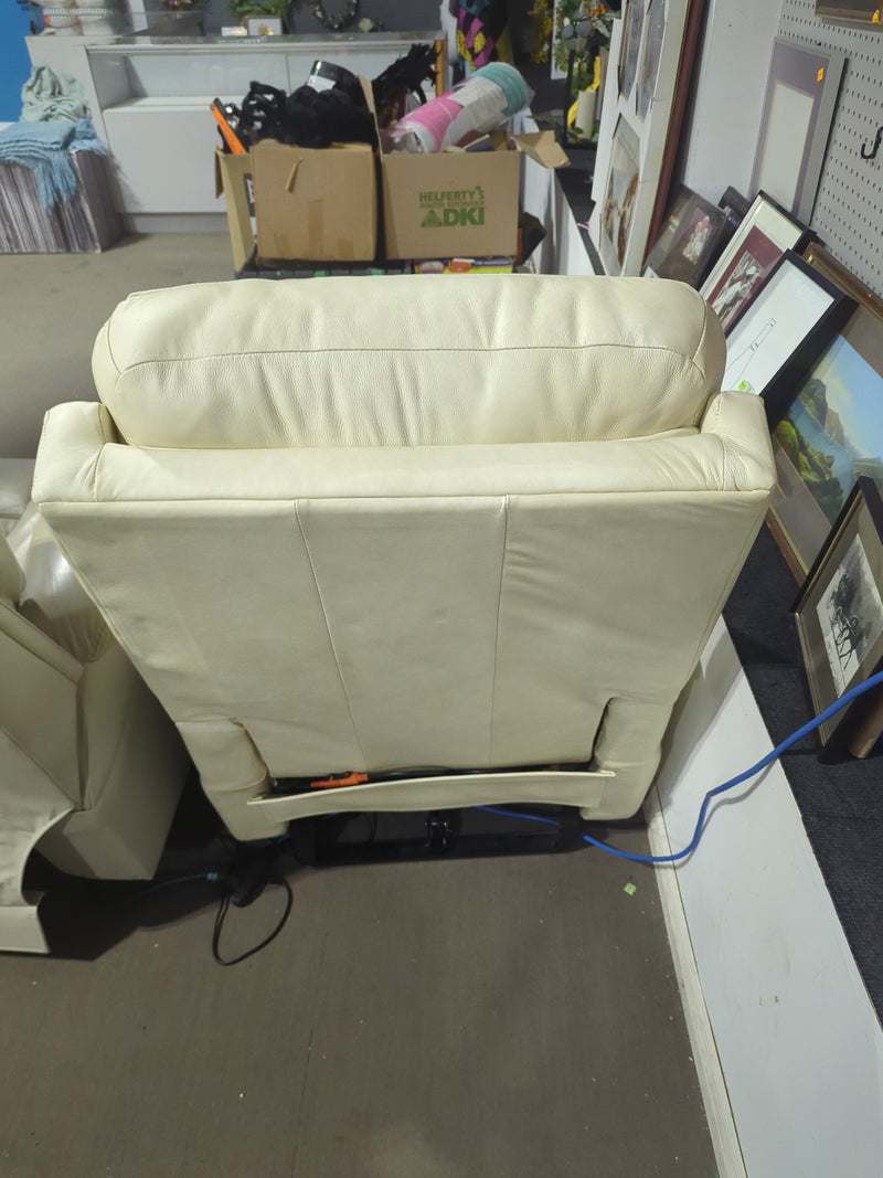 La-Z-Boy Cream Power Recliner