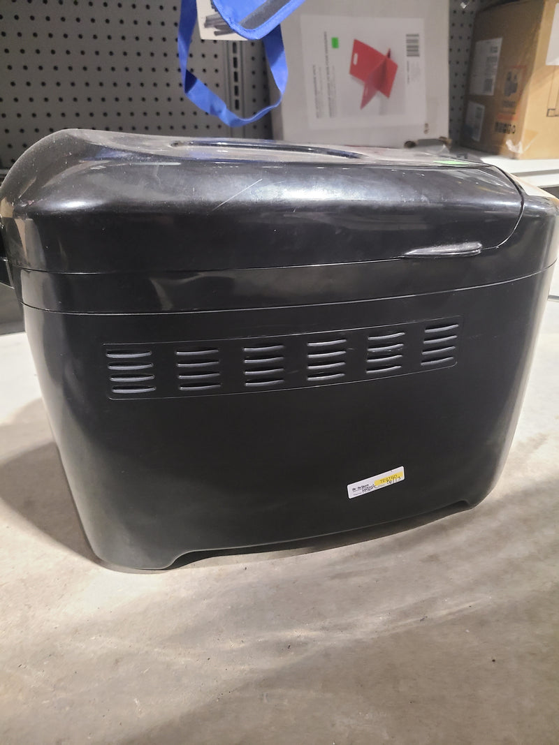 West Bend Bread Maker Machine in Black