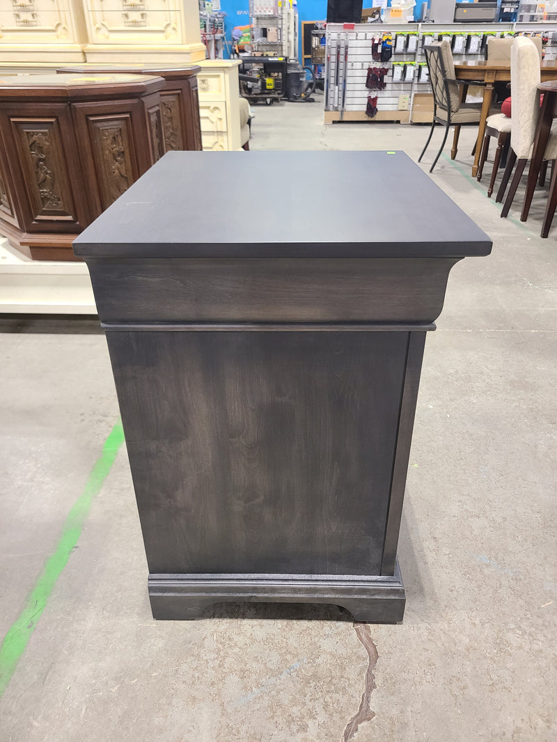 Upper Room Home Furnishings Providence Bay 2-Drawer Nightstand