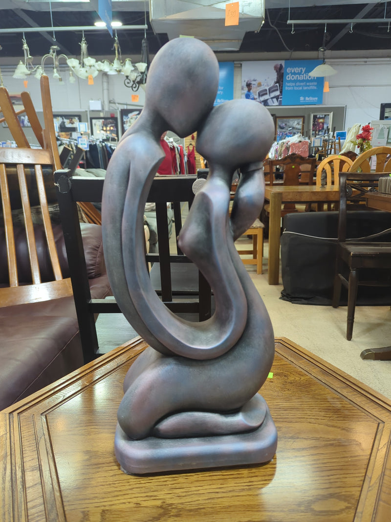 Polystone Couple Sculpture