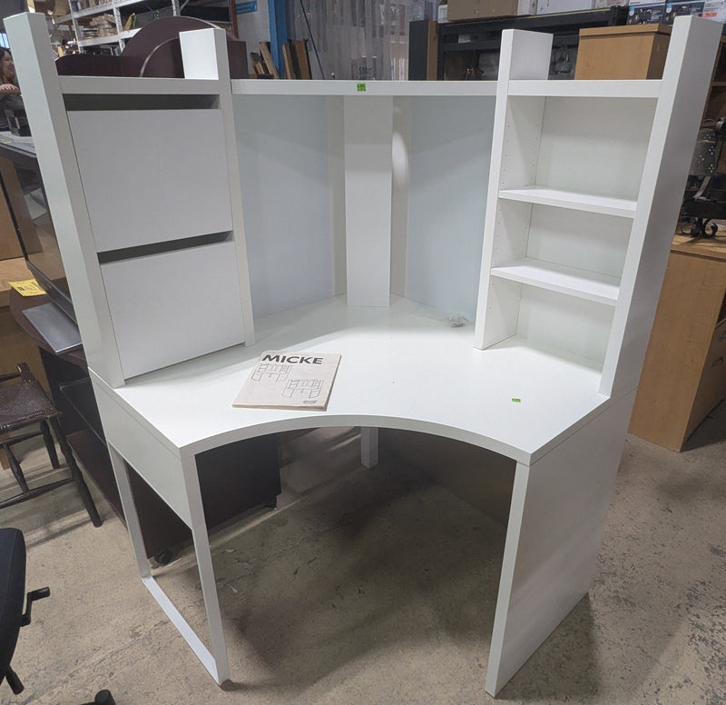 White Ikea Micke Desk