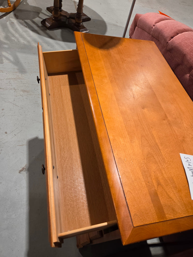Traditional 3-Drawer Dresser
