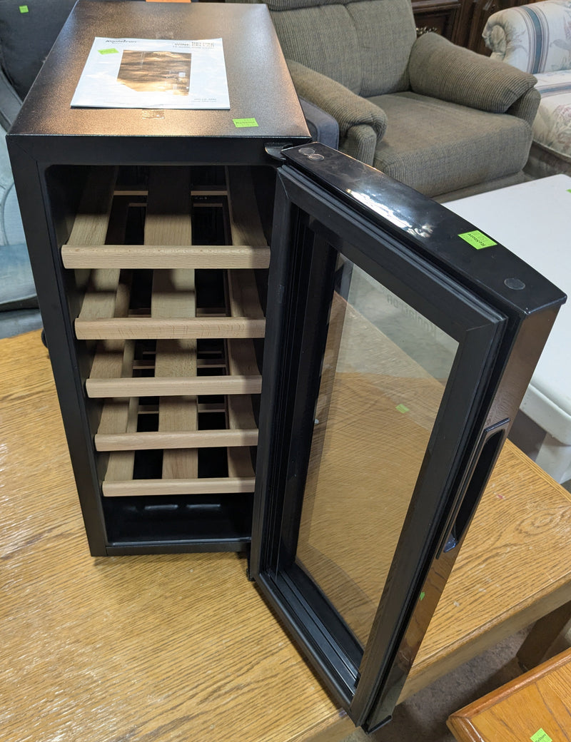 Koolatron Deluxe 12 Bottle Wine Cellar