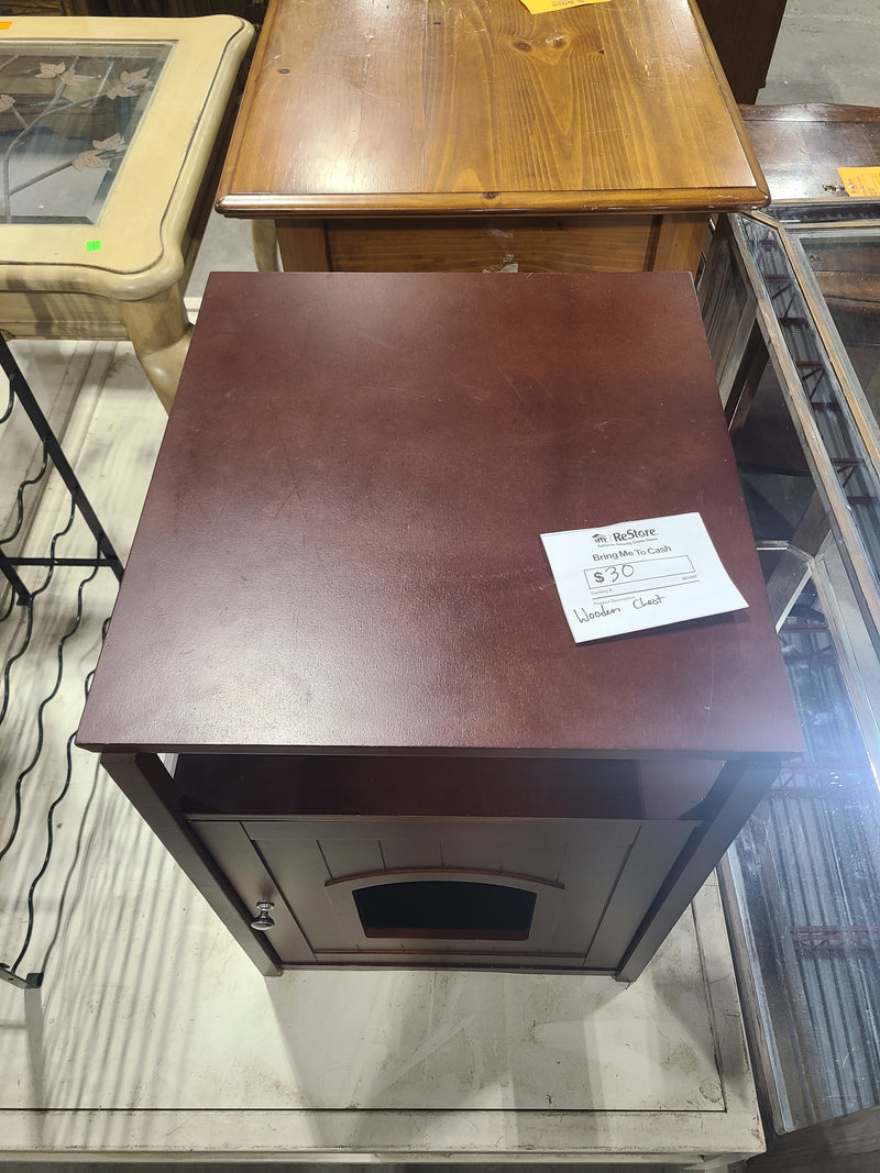 Wooden Pet House End Table & Litter Box Enclosure