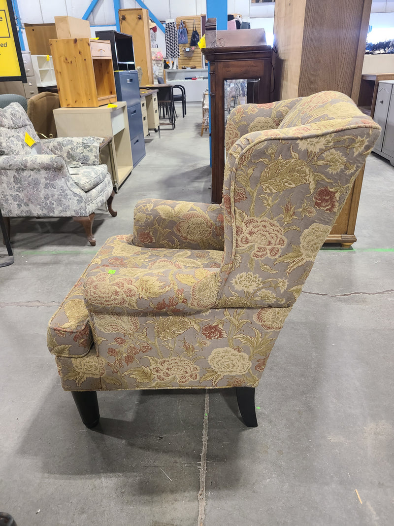 Traditional Floral Tapestry Wingback Accent Chair