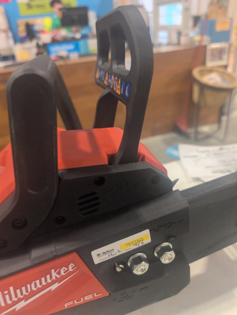 Milwaukee 16" Chainsaw with Charger and Battery