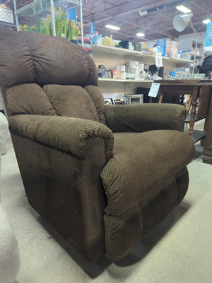 Pinnacle Power Lift Recliner