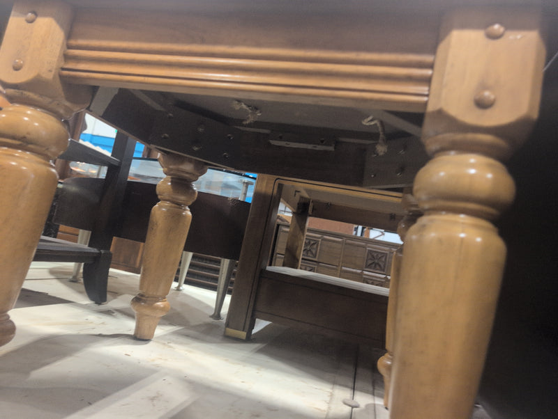 Solid Oak Sidetable