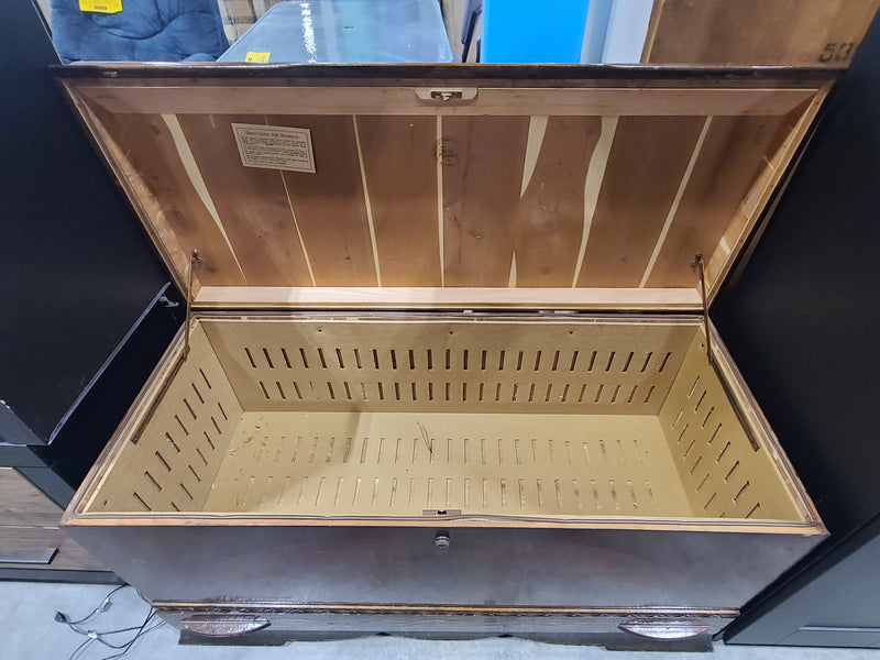 Traditional Dark Wood Storage Trunk with Cedar Lining