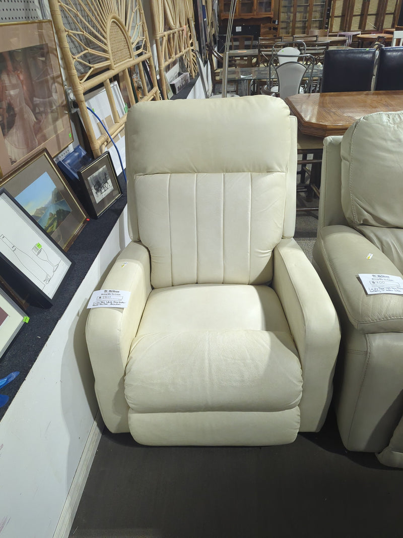 La-Z-Boy Cream Power Recliner