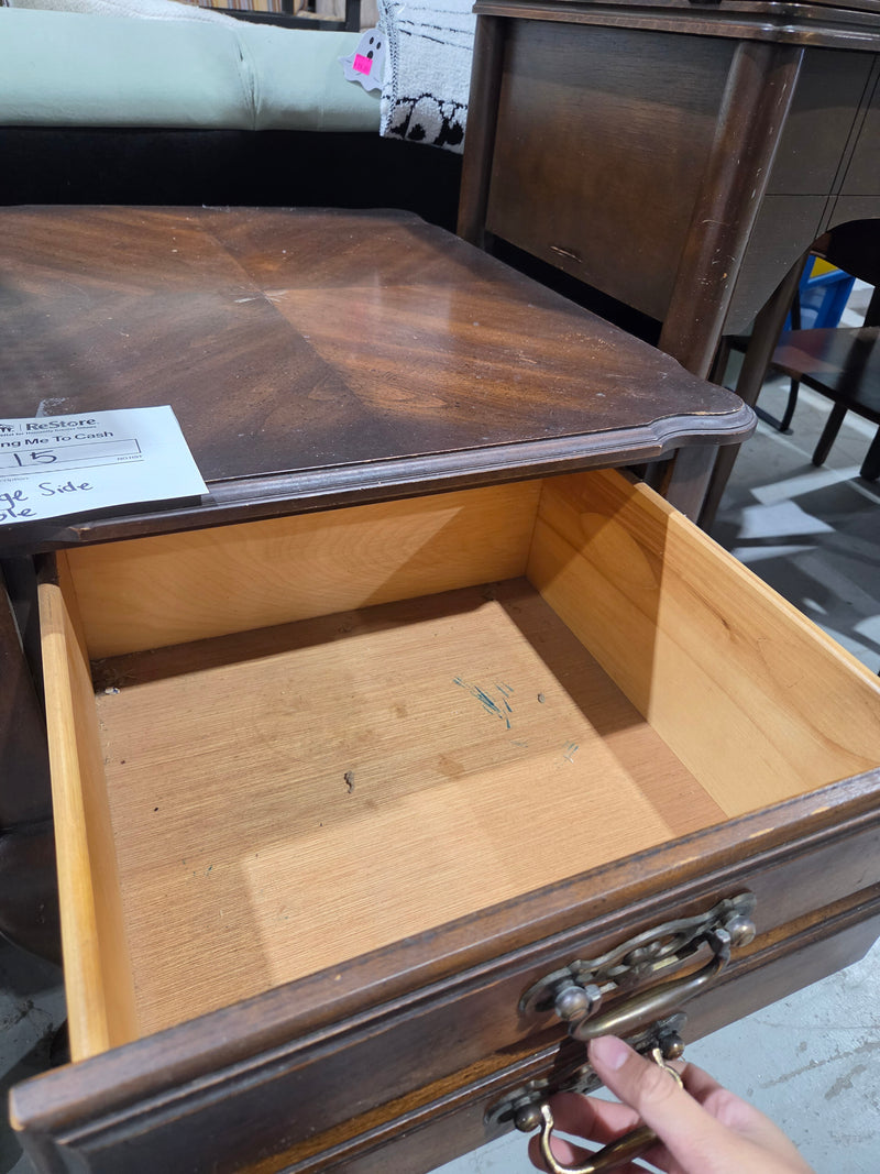 Vintage Queen Anne Style 2-Drawer Wood Nightstand