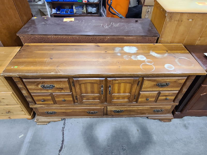 Rustic Vintage Wooden Dresser Sideboard / Credenza