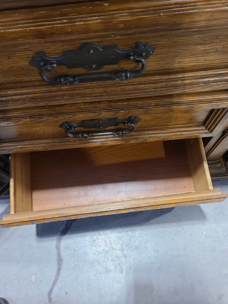 Vintage Solid Wood Buffet & Sideboard Credeza with Warm Oak Finish