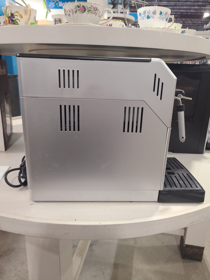 Saeco Intelia Super-Automatic Espresso Machine – Silver/Black