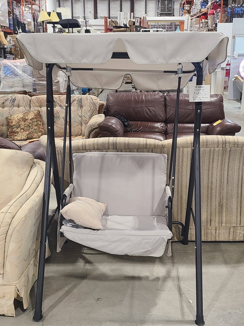 Outdoor Single-Seat Patio Swing with Adjustable Canopy