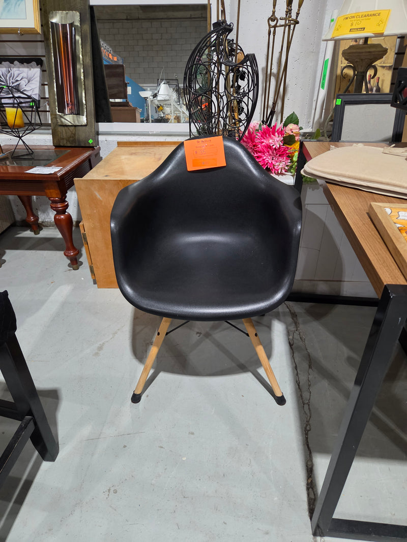 Mid-Century Modern Style Molded Plastic Armchair