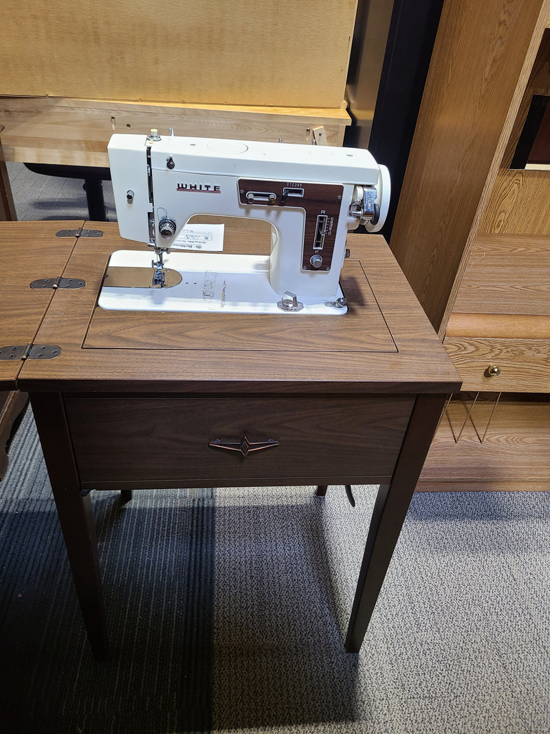 Vintage White Zigzag Sewing Machine with Fold-Out Table