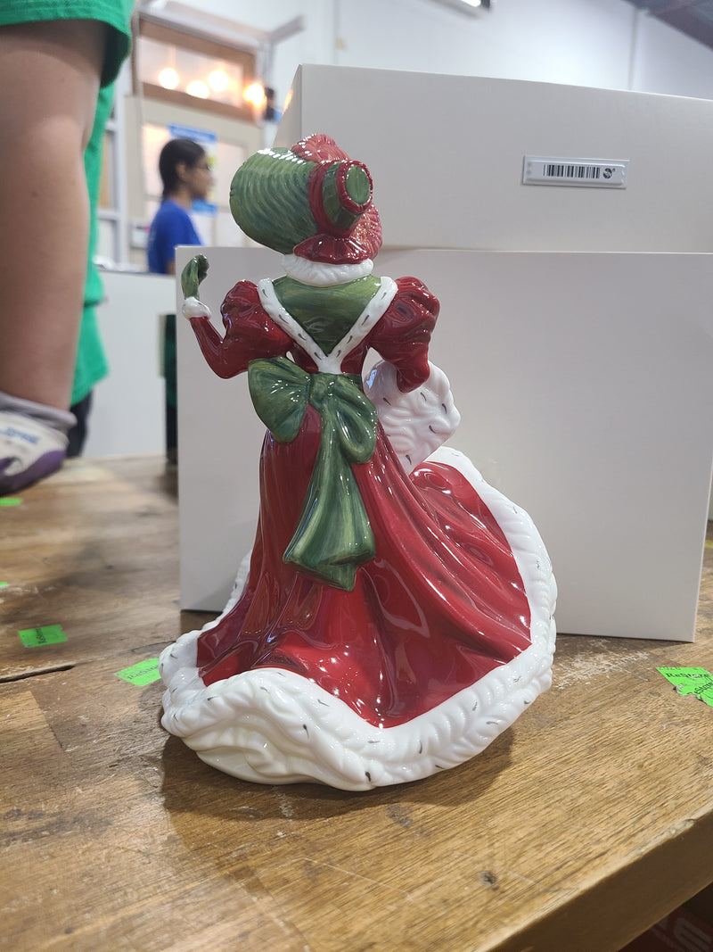 Royal Doulton "Christmas Day 2010" Figurine
