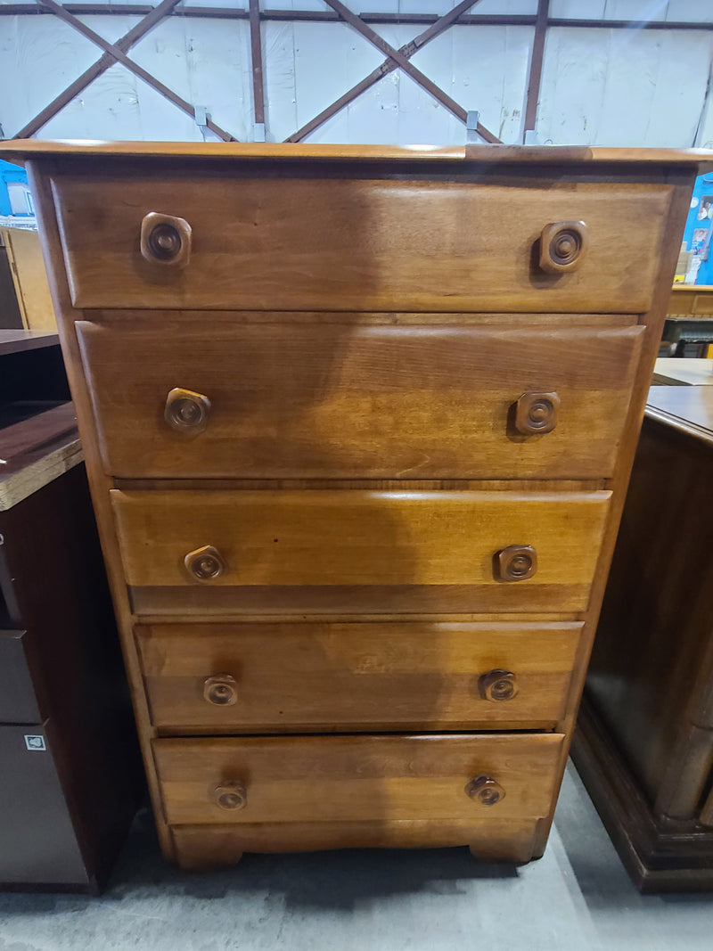Traditional Warm-Tone Wood Five-Drawer Bedroom Dresser with Matching Knobs