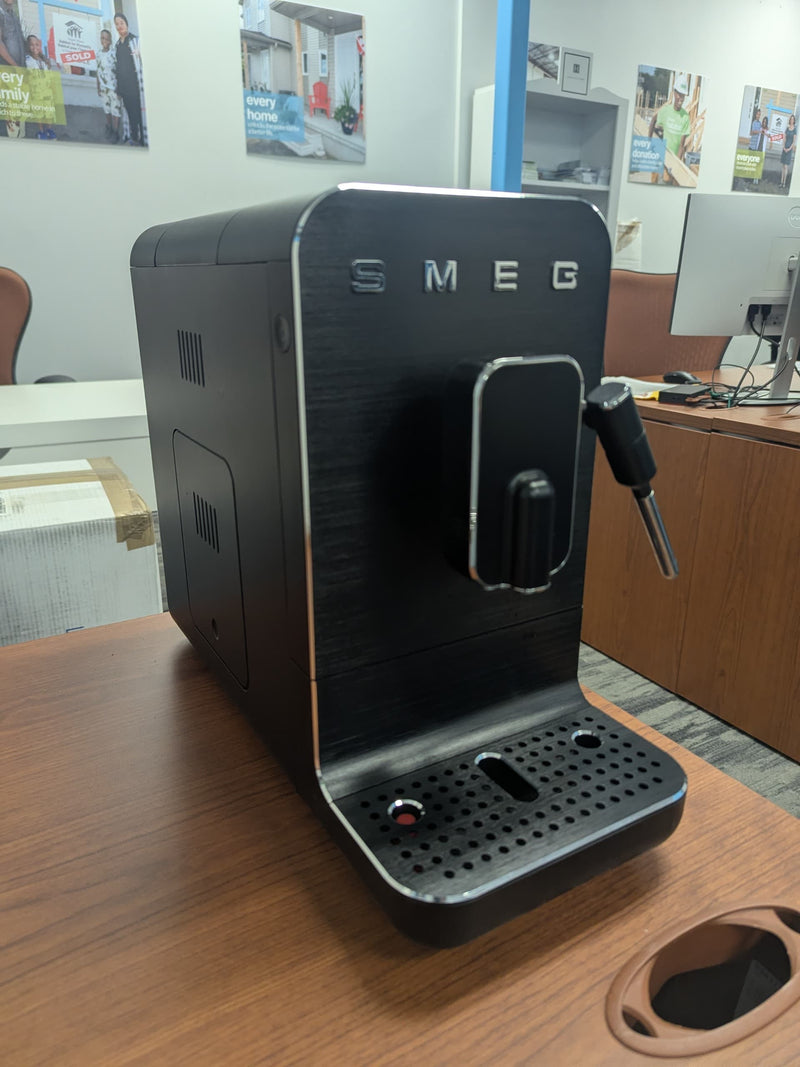 SMEG Espresso Automatic Coffee Machine