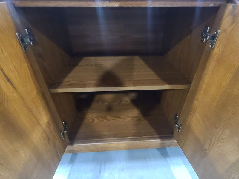 Solid Oak Palliser 6-Drawer Dresser with Center Storage Cabinet
