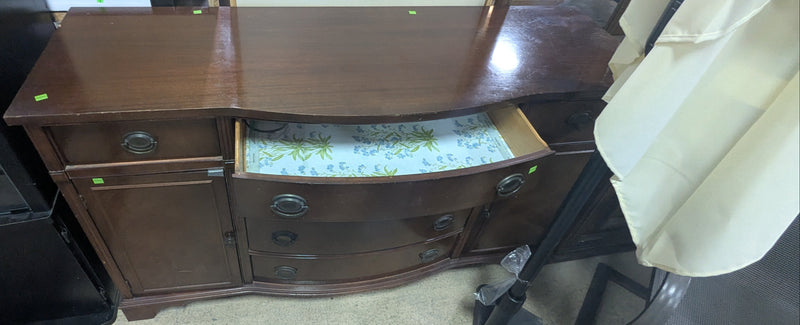 Traditional Bow Front Dresser