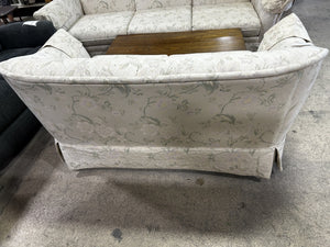 Classic Floral Loveseat