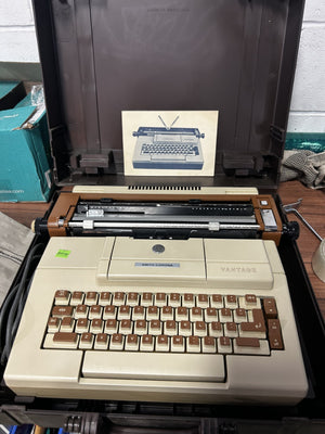 Smith Corona Vantage Electric Typewriter (1980)