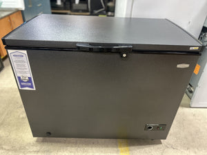 MARATHON 10.6 cu. ft. Deluxe Chest Freezer