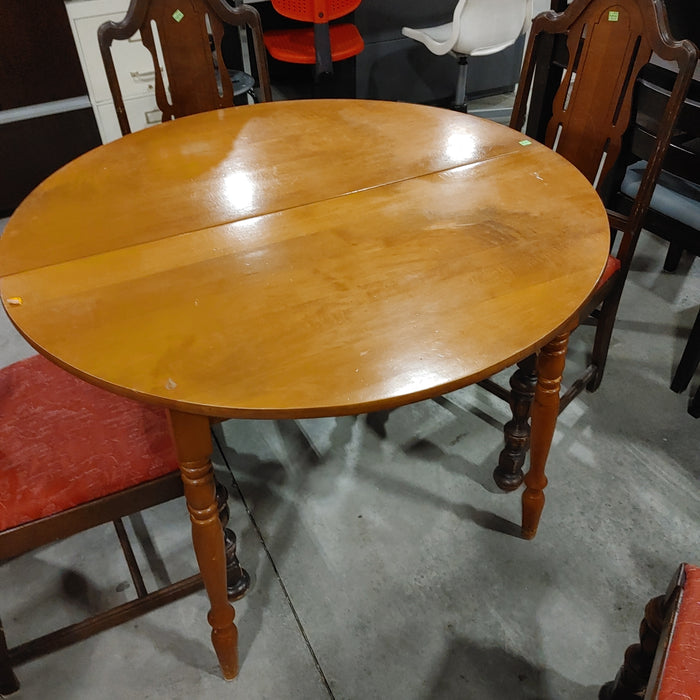 Round Honey coloured table