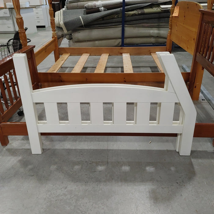Off white bunk bed