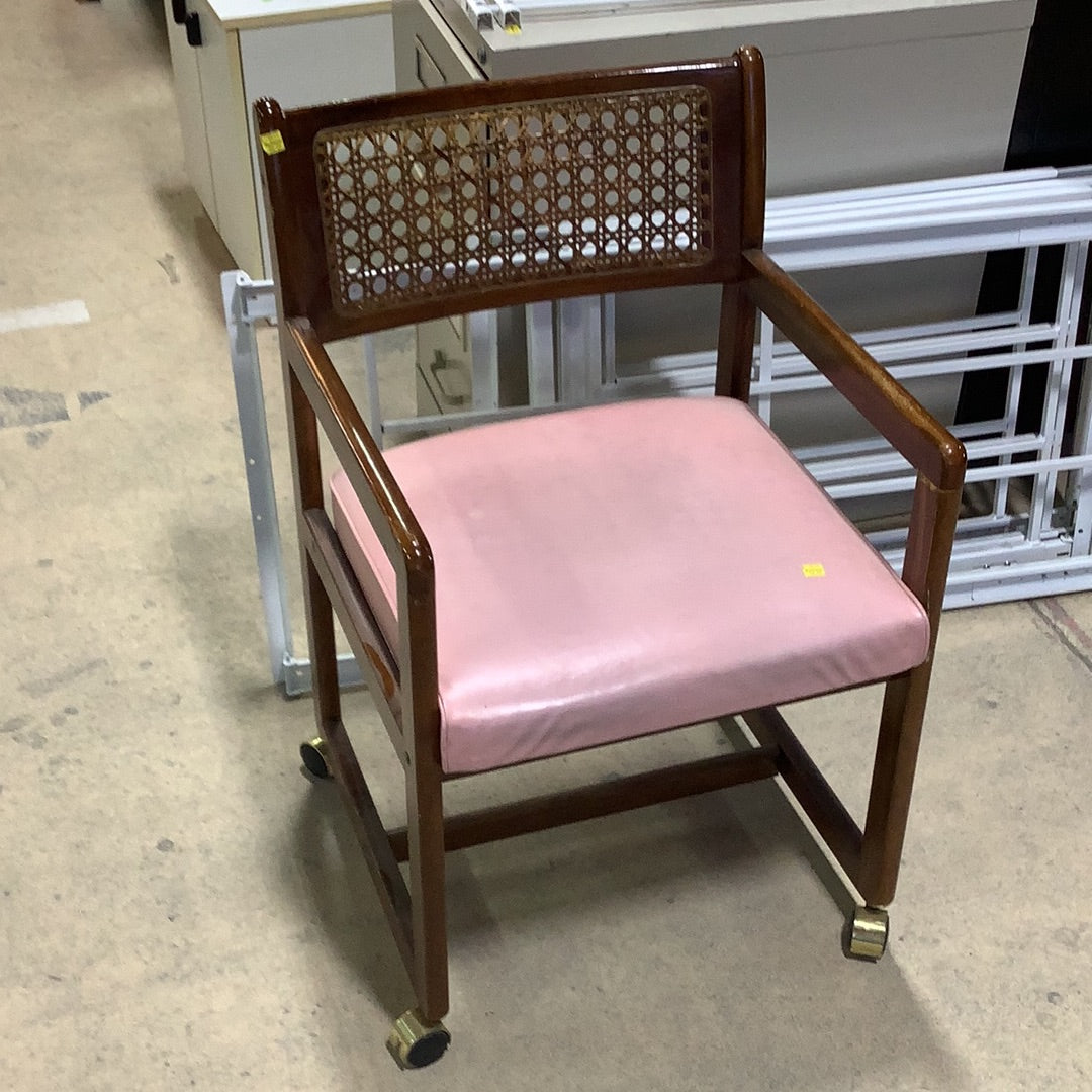 Rolling Chair – Habitat for Humanity Greater Ottawa ReStore