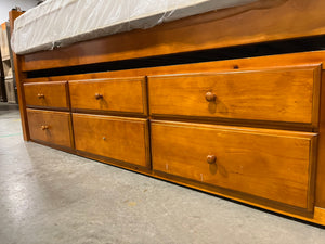 Golden Oak Full XL Bed-frame