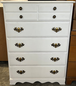 White 5-drawer Dresser with Brass Hardware