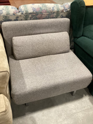Grey Extendable Chaise Chair