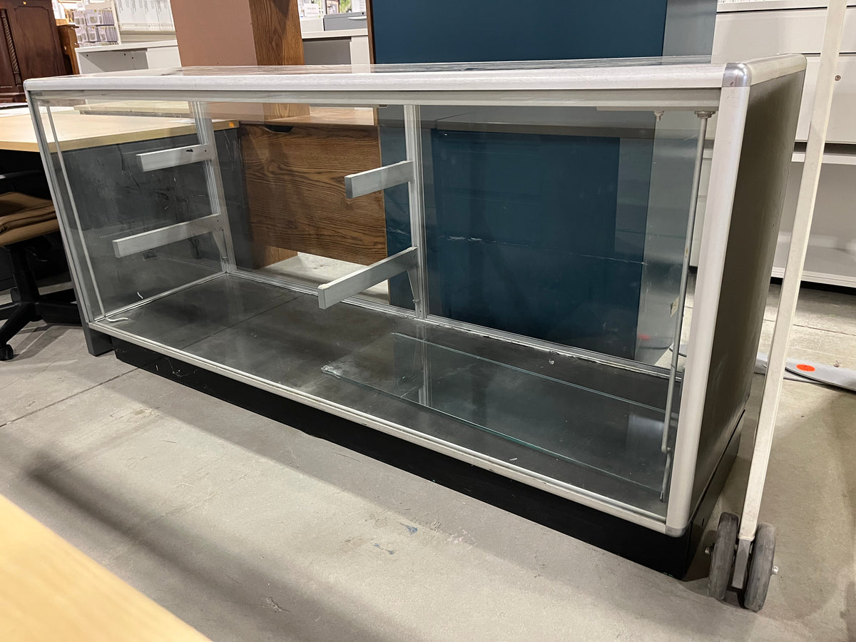 Glass Display Cabinet – Habitat for Humanity Greater Ottawa ReStore