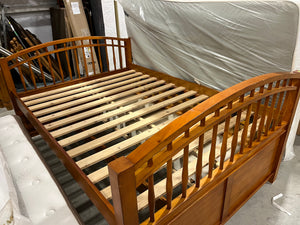 Golden Oak Full XL Bed-frame