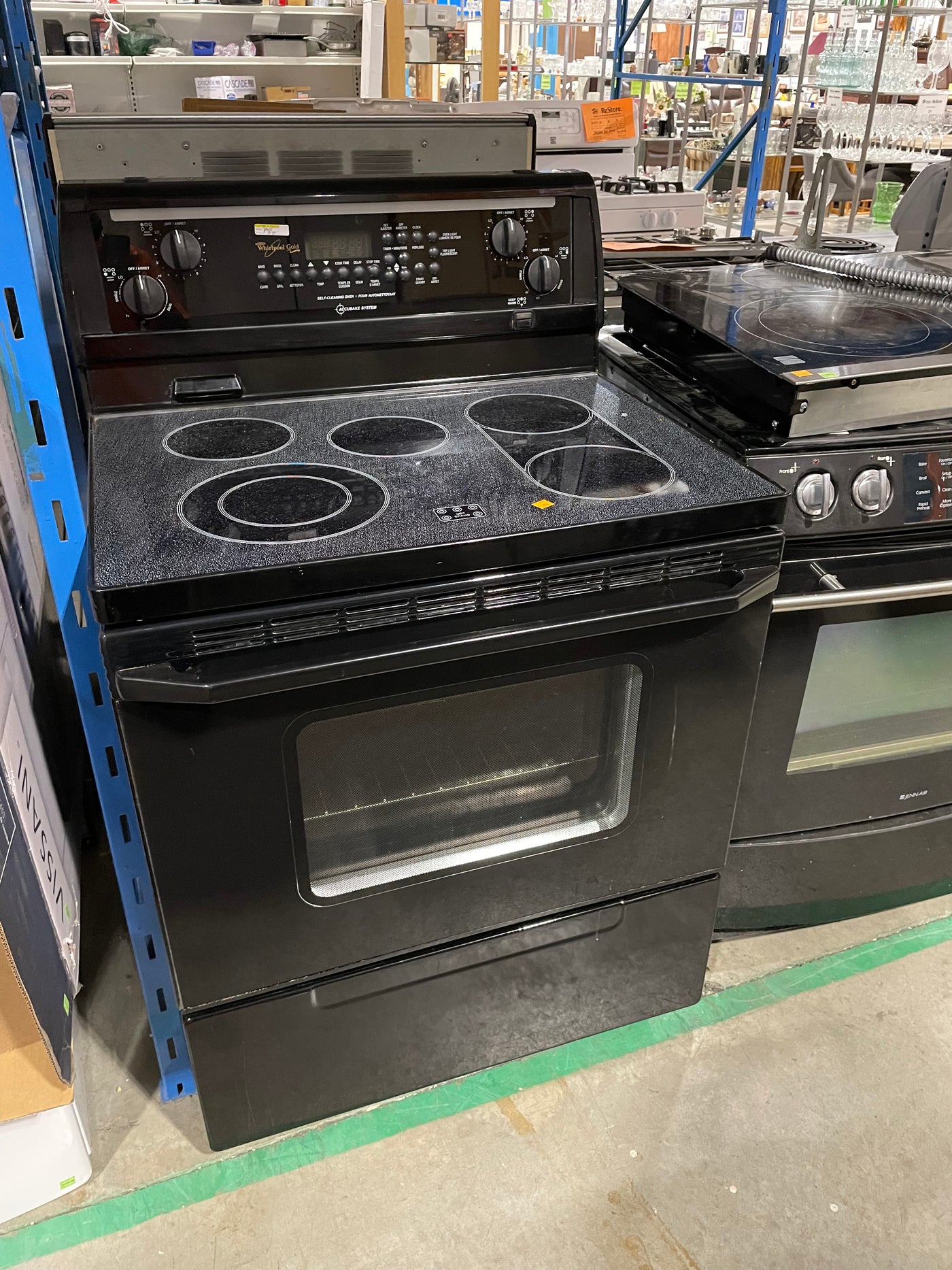 Whirlpool Black Stove – Habitat for Humanity Greater Ottawa ReStore