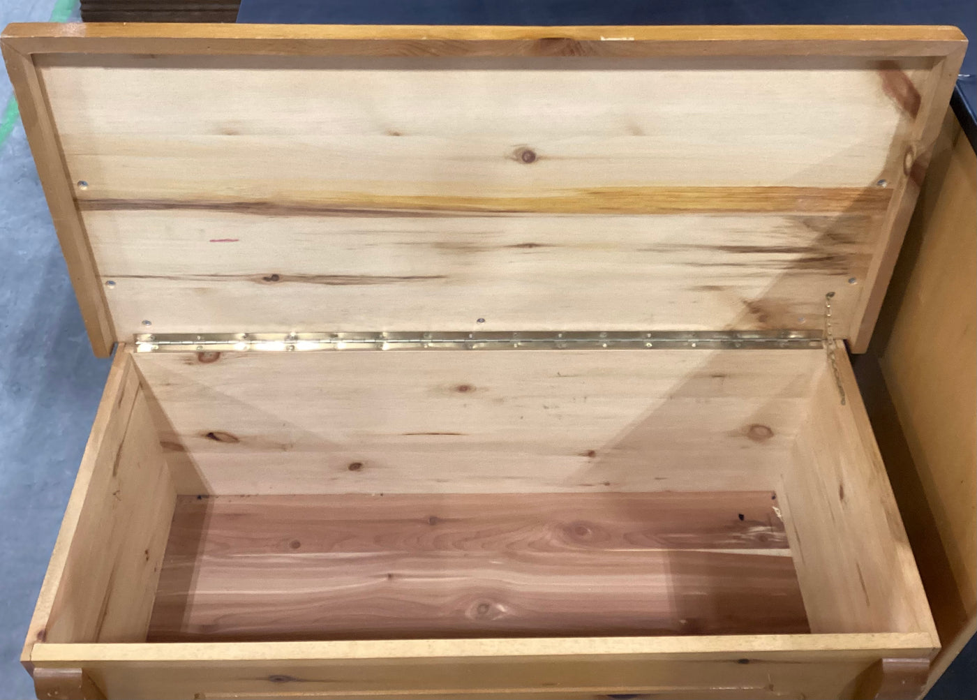 Solid Wood Storage Chest – Habitat for Humanity Greater Ottawa ReStore