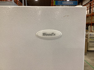 Wood’s White Standing Freezer