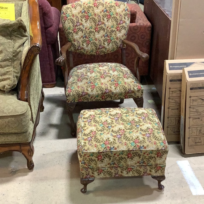 Floral Chair with Footrest