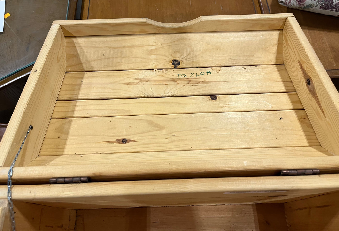 Solid Wood Storage Chest – Habitat for Humanity Greater Ottawa ReStore