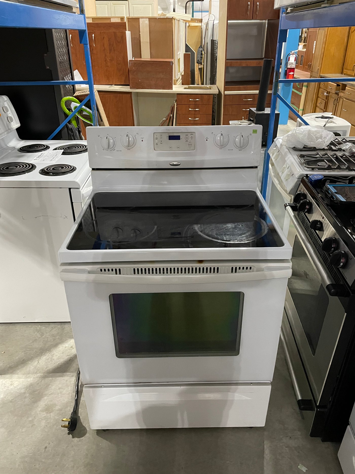 Whirlpool white glass top stove deals